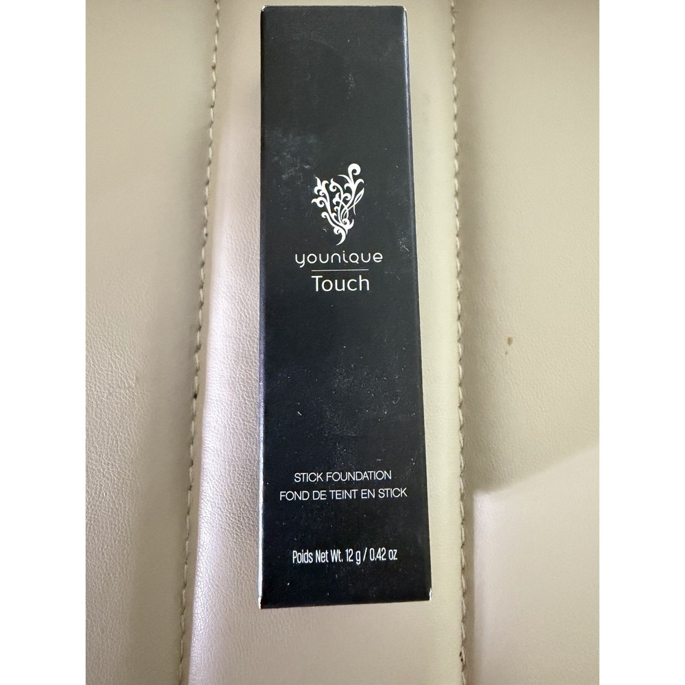 Younique Touch Stick Foundation Lace New In Box Discontinued